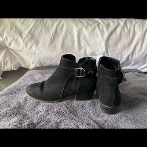 Microsuede zipper 7.5 black Unisa Booties